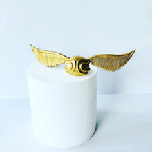 Load image into Gallery viewer, Golden wings Cake Topper
